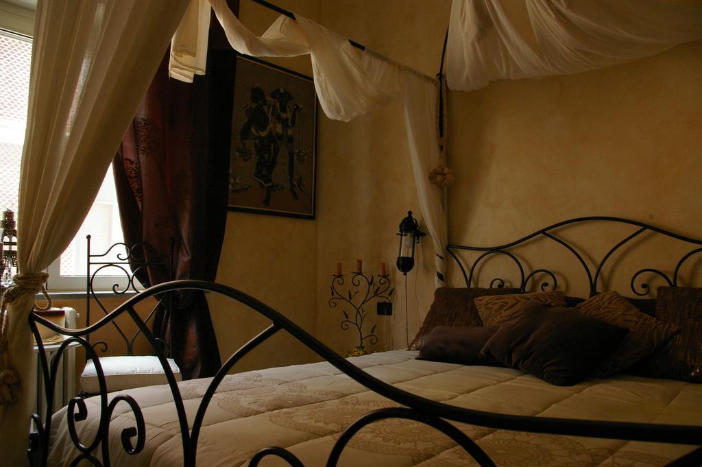 Serapo Bed And Breakfast Гаета Стая снимка